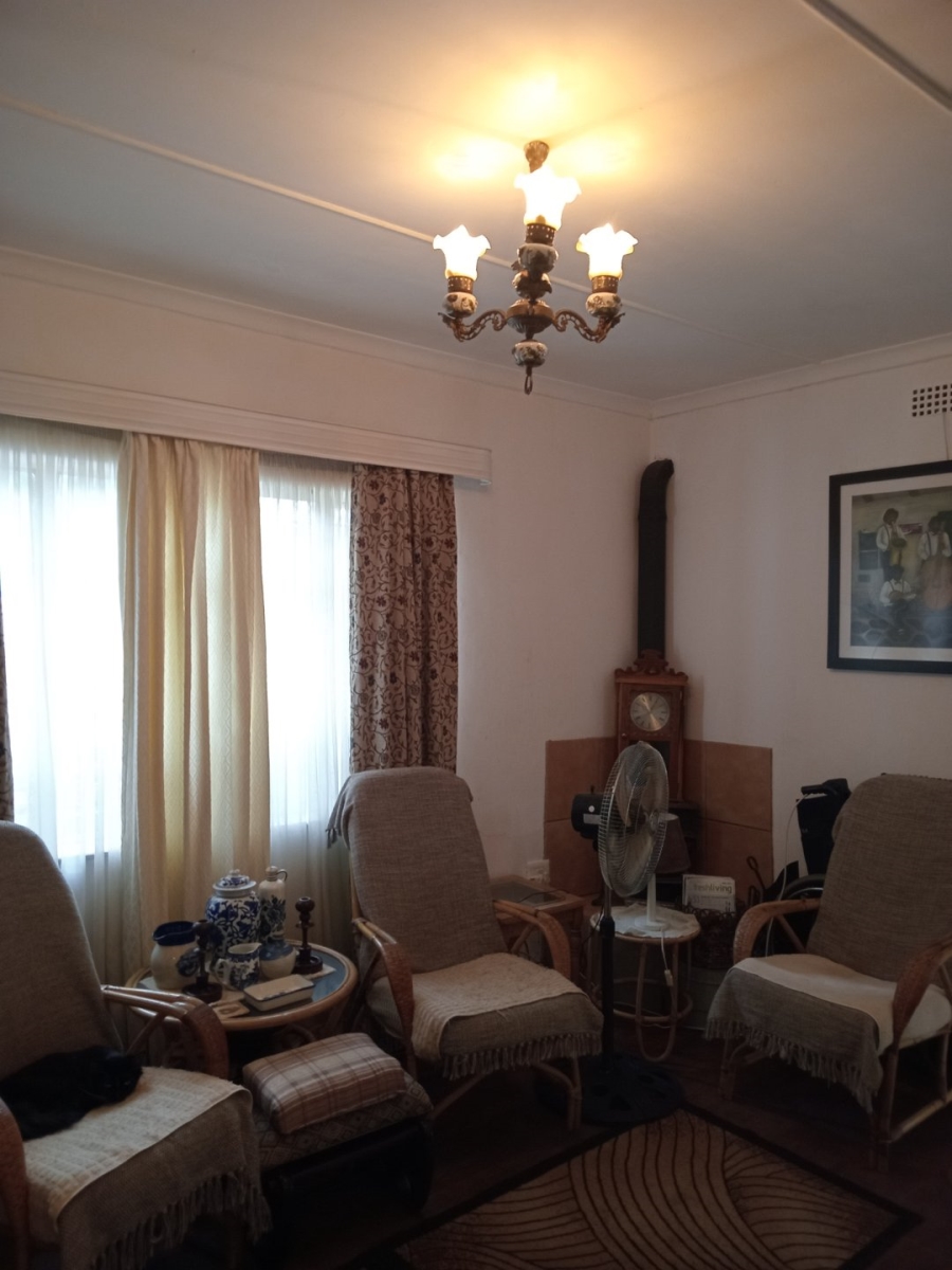 5 Bedroom Property for Sale in Bloemhof North West